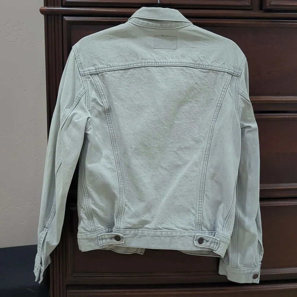Levi's Light Gray Denim Jacket - Picture 2 of 7